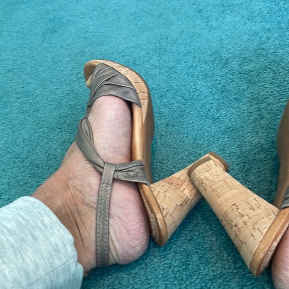 Maya platform slingback sandals - Picture 2 of 4